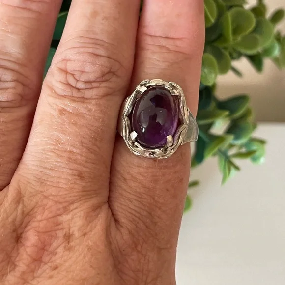 Vintage SA 925 Sterling Silver Amethyst Gemstone Dome Ring Medieval Style SZ 6.5 - Picture 8 of 11